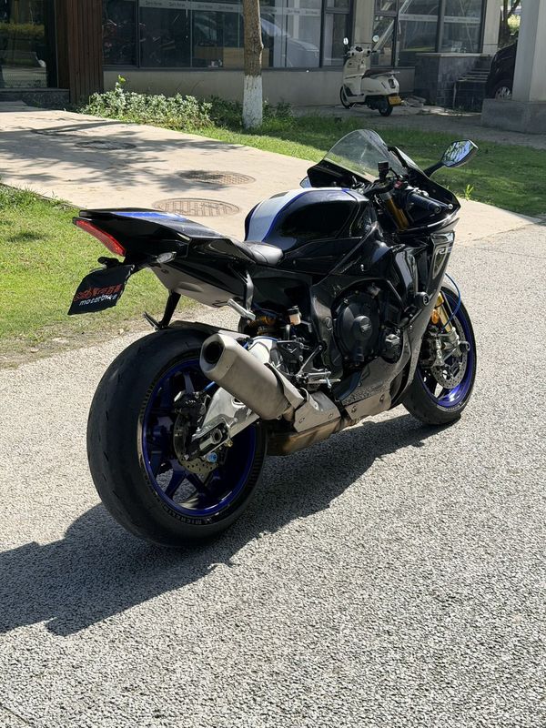 二手雅马哈YZF-R1