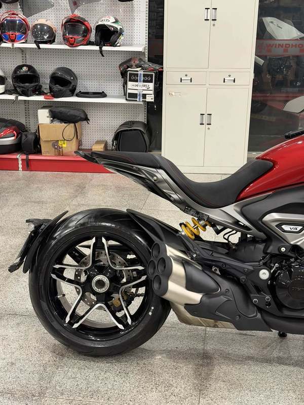 二手杜卡迪XDiavel V4