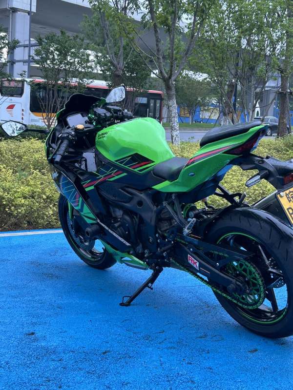 二手川崎ZX-4R