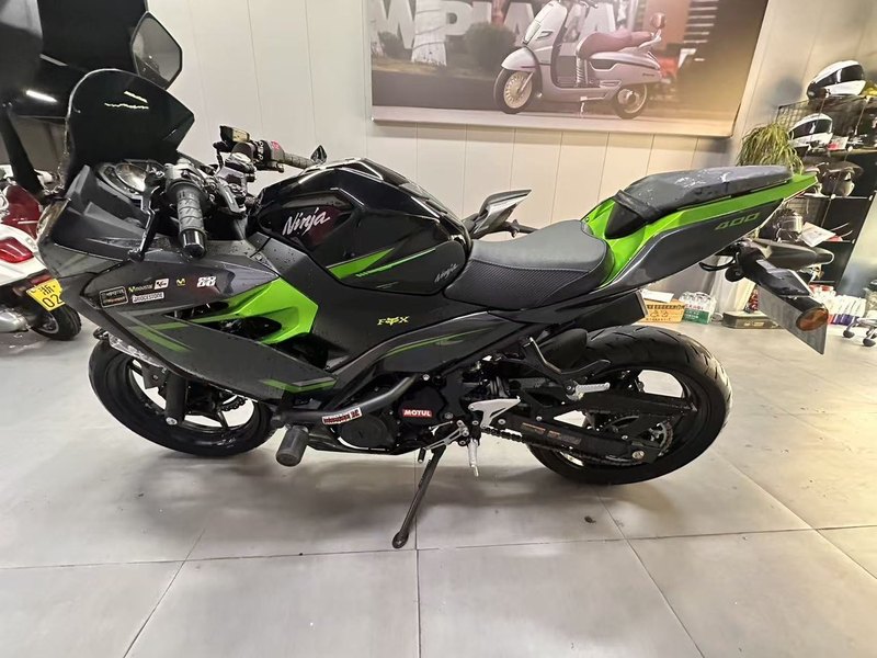二手川崎Ninja 400