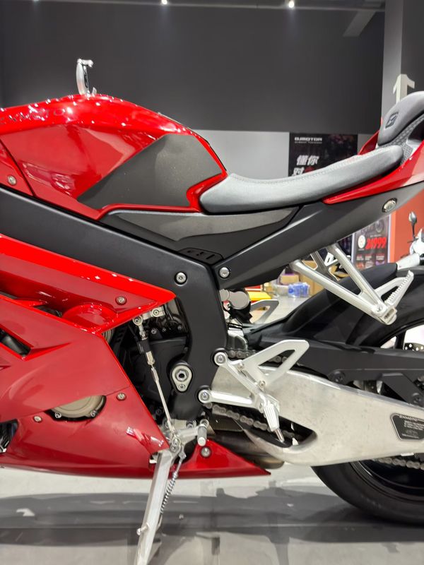 二手张雪机车820RR