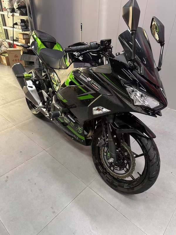 二手川崎Ninja 400