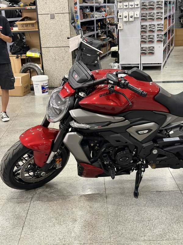 二手杜卡迪XDiavel V4