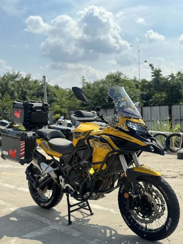 二手贝纳利金鹏 TRK502