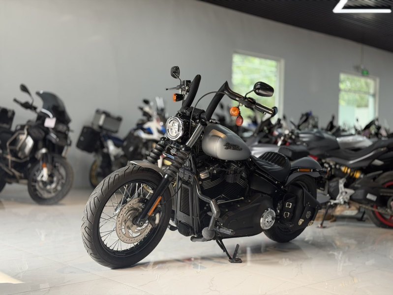 二手哈雷戴维森街霸 Street Bob