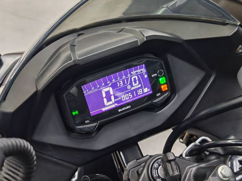 二手济南铃木极客飒 Gixxer 155