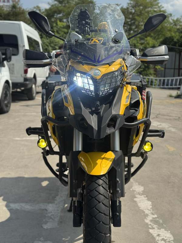 二手贝纳利金鹏 TRK502