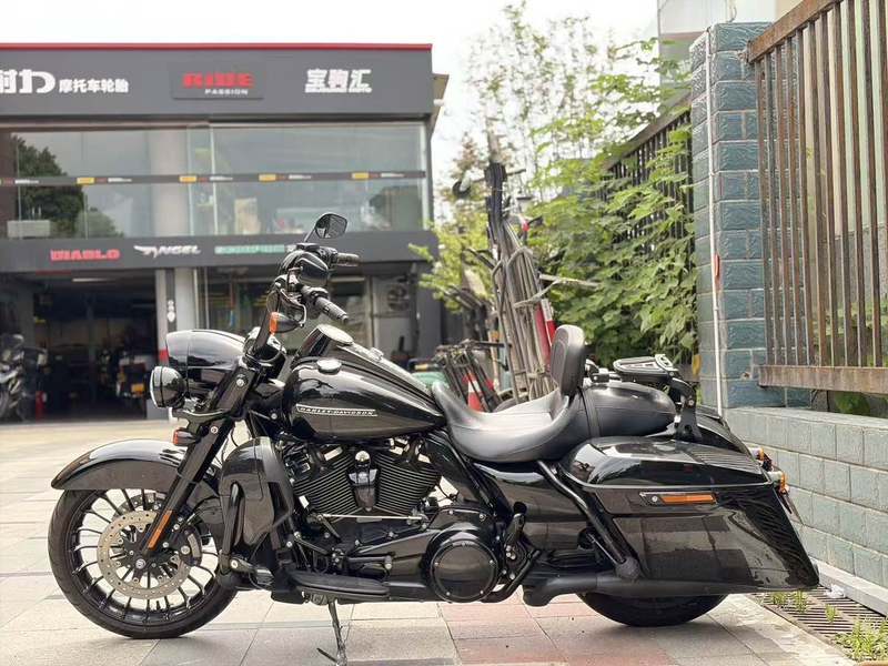 二手哈雷戴维森路王 Road King