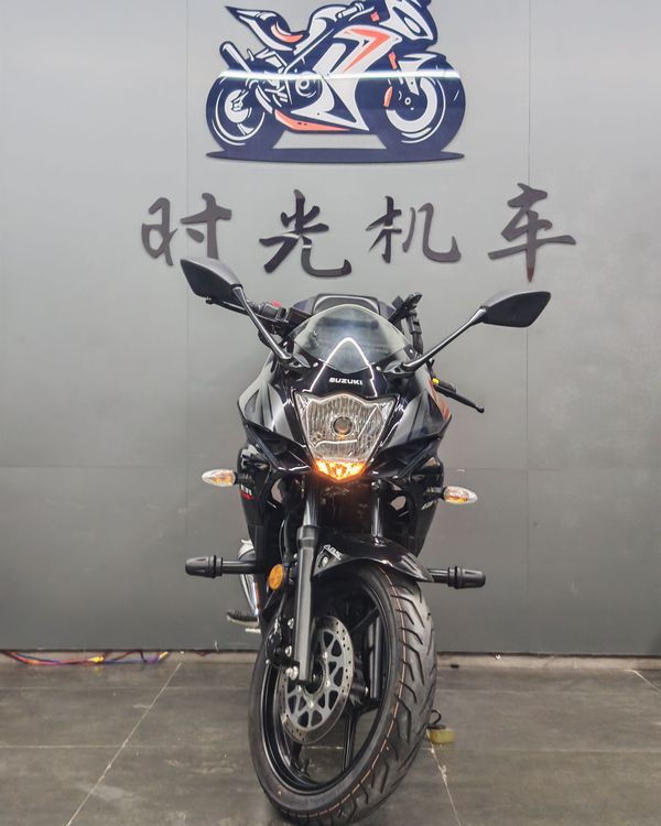 二手济南铃木极客飒 Gixxer 155