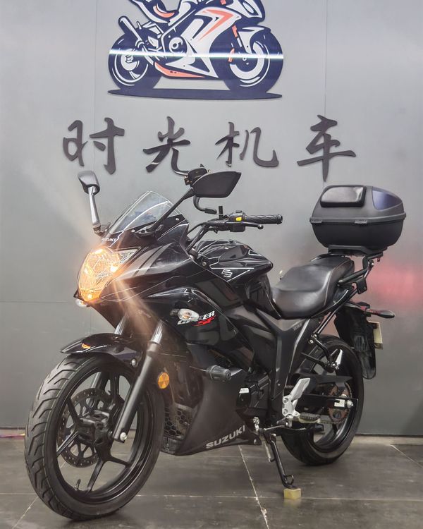 二手济南铃木极客飒 Gixxer 155