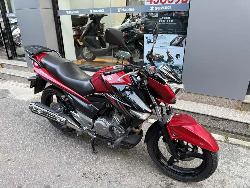 二手豪爵铃木骊驰 GW250