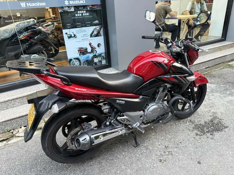 二手豪爵铃木骊驰 GW250