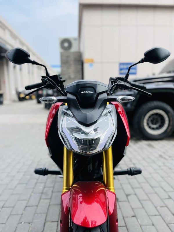 二手五羊本田CB190R 暴锋眼