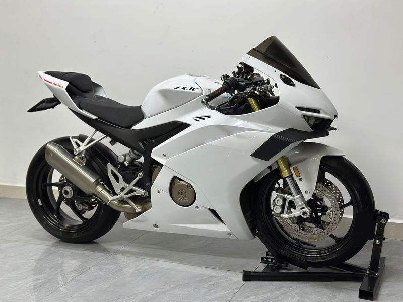二手张雪机车500RR