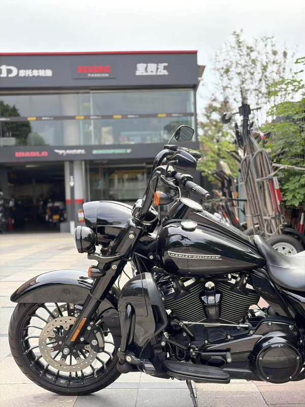 二手哈雷戴维森路王 Road King