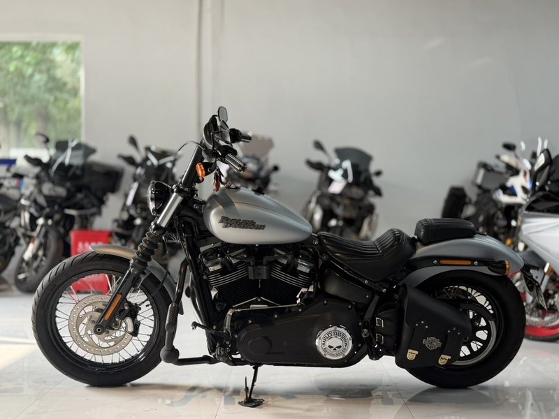 二手哈雷戴维森街霸 Street Bob