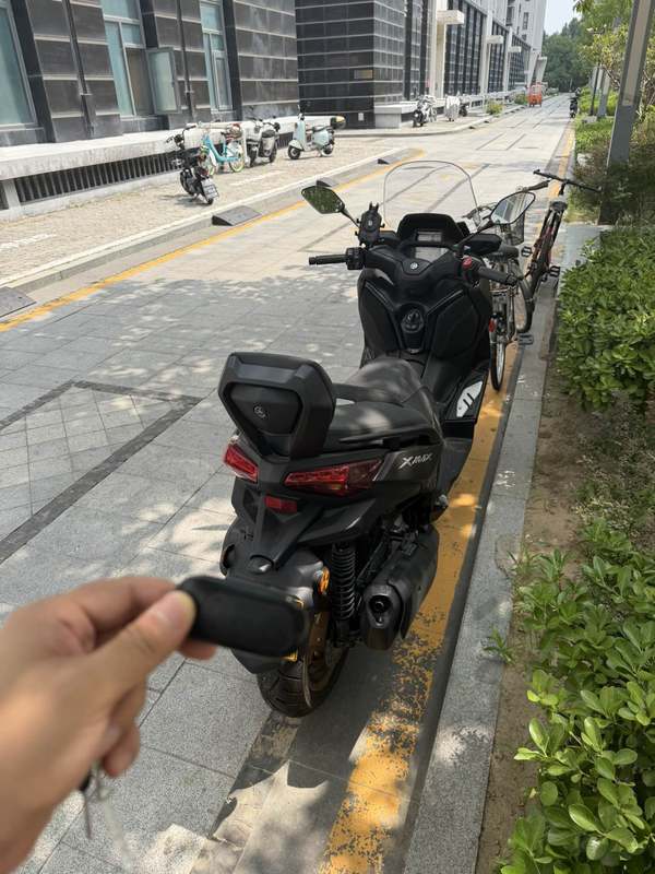 二手雅马哈XMAX