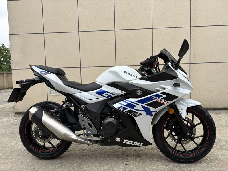 二手豪爵铃木GSX250R