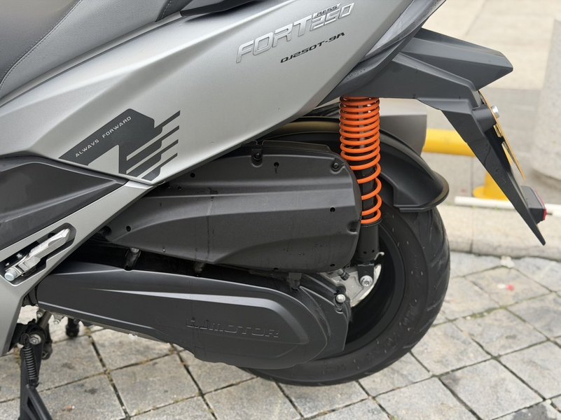 二手QJMOTOR鸿250