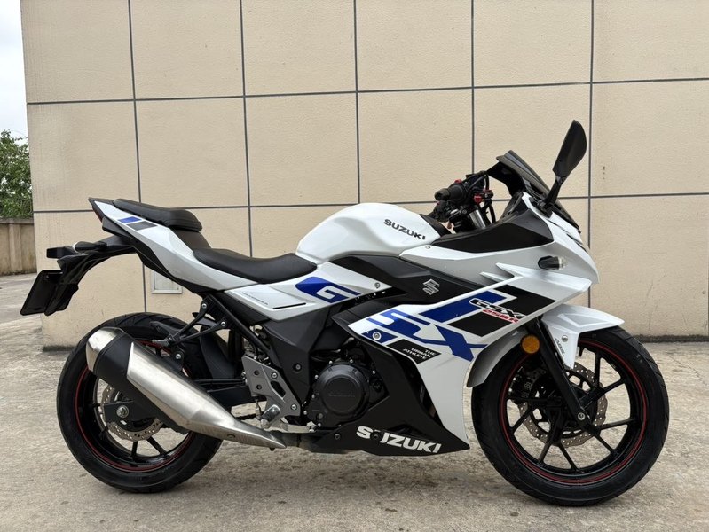 二手豪爵铃木GSX250R