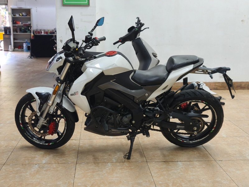 二手贝纳利小迅龙 BN150S