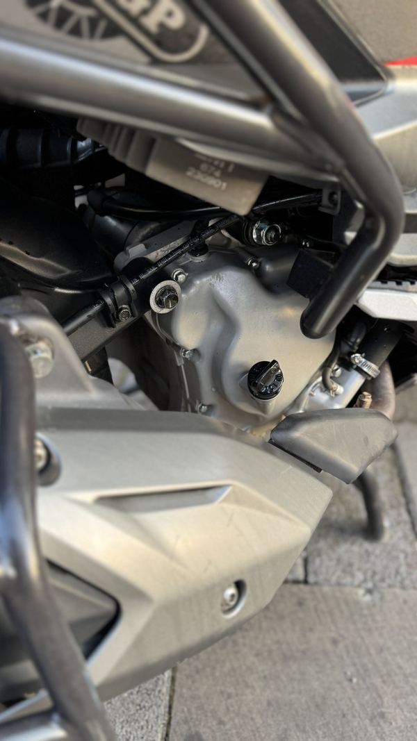 二手三阳哈士奇 Husky ADV300