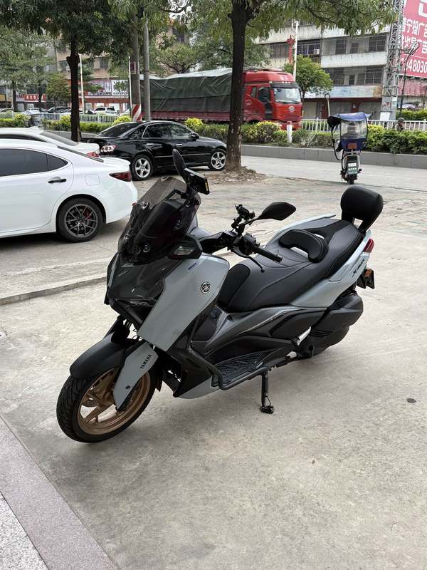 二手雅马哈XMAX