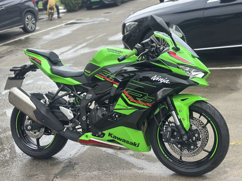 二手川崎ZX-4R