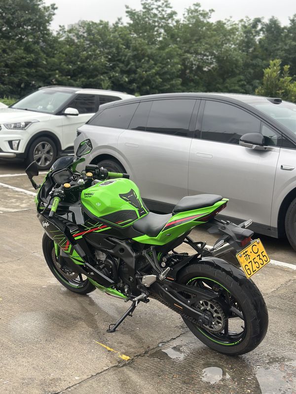 二手川崎ZX-4R