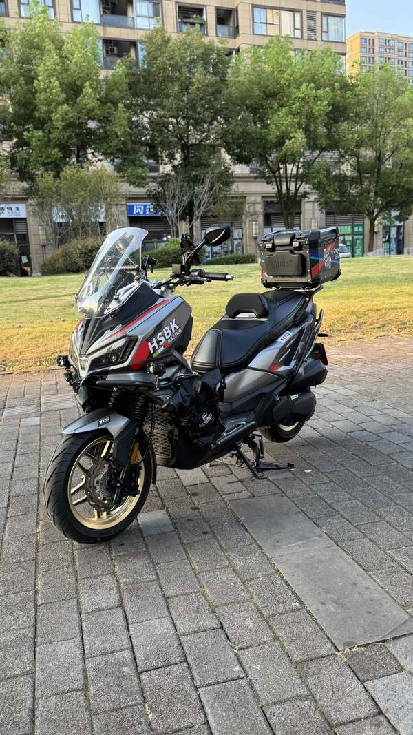 二手三阳哈士奇 Husky ADV300