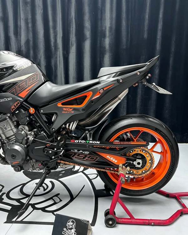 二手KTMR2R790 Duke
