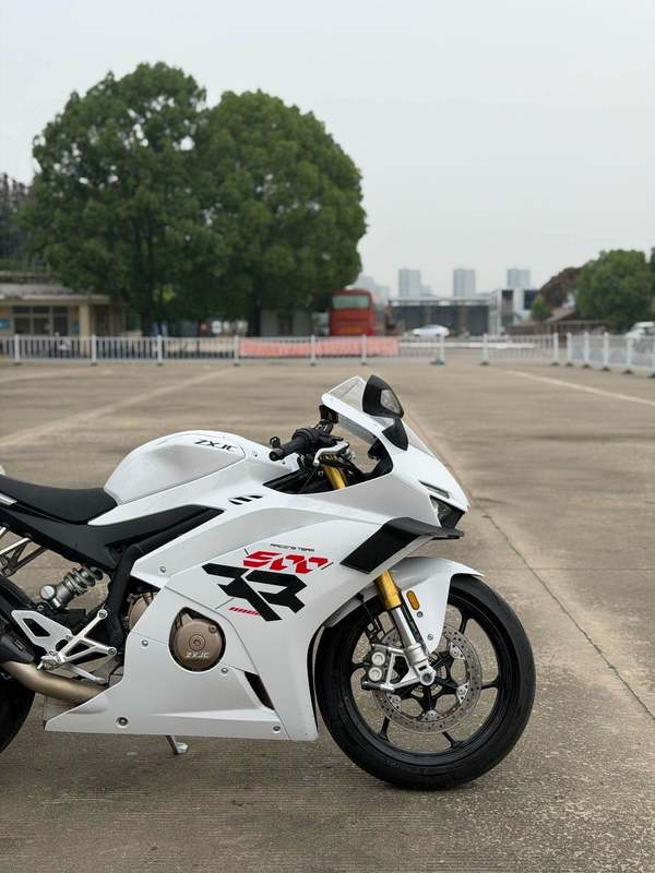 二手张雪机车500RR