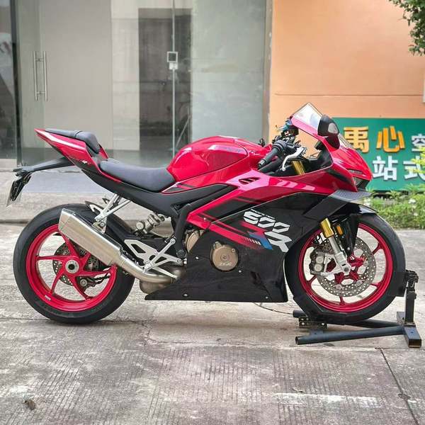 二手张雪机车500RR