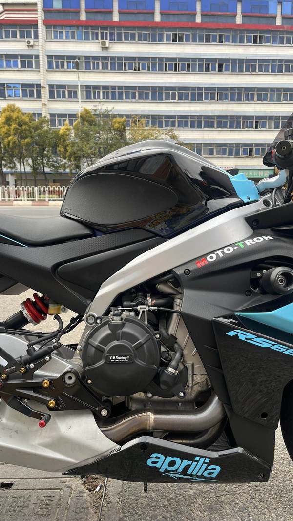 二手阿普利亚RS 660 