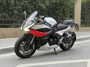 二手贝纳利龙卷风 Tornado 552R