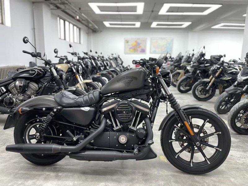 二手哈雷戴维森Iron883 硬汉