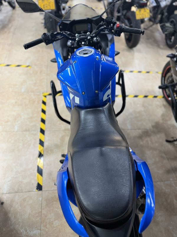 二手济南铃木极客飒 Gixxer 155