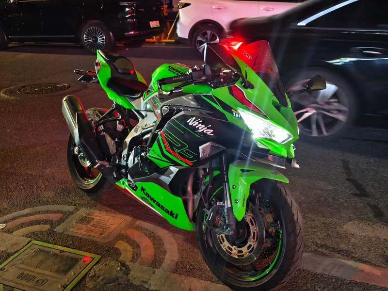 二手川崎ZX-4R