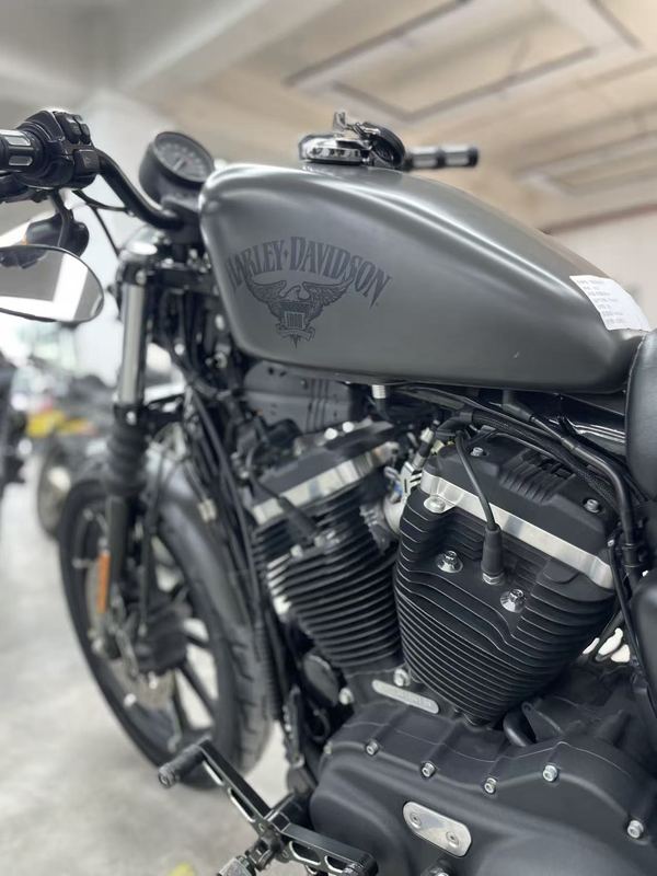 二手哈雷戴维森Iron883 硬汉