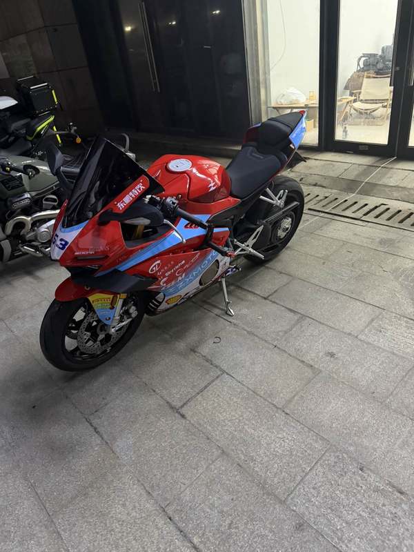 二手张雪机车500RR