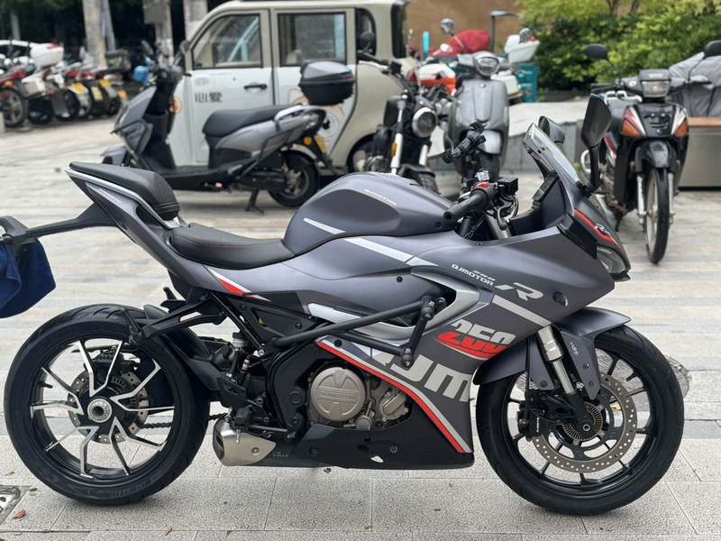 二手QJMOTOR赛250