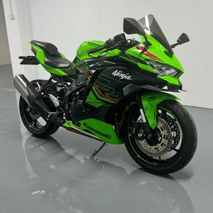 二手川崎ZX-4R