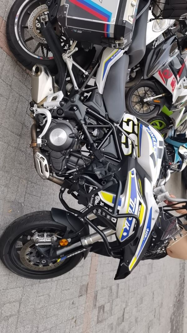 二手贝纳利金鹏 TRK502