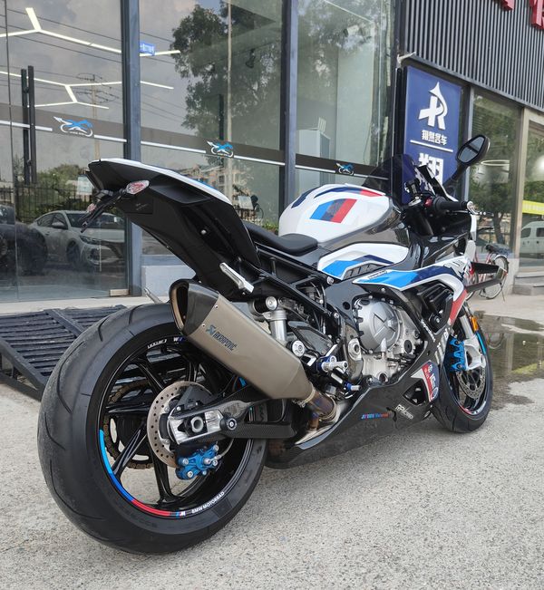 二手宝马M 1000 RR