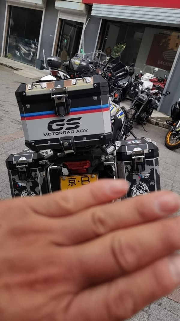 二手贝纳利金鹏 TRK502
