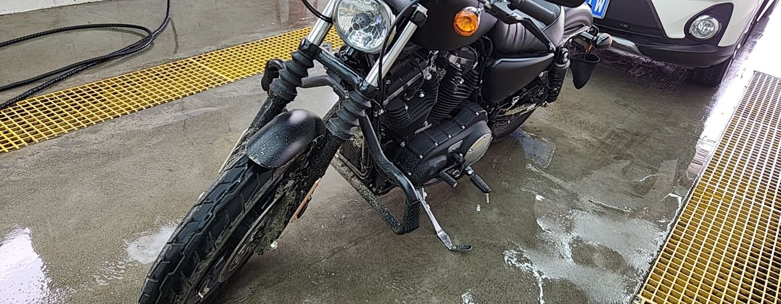 二手哈雷戴维森Iron883 硬汉