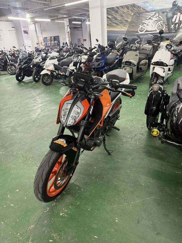 二手KTMR2R390 Duke