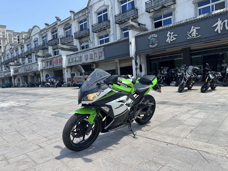 二手川崎Ninja 250