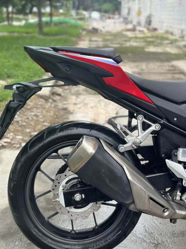 二手本田CBR400R