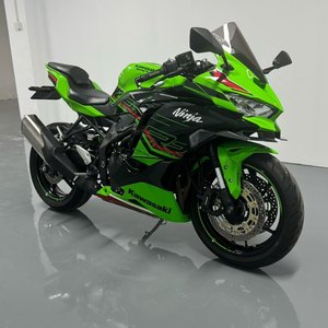 二手川崎ZX-4R